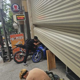 sửa cửa cuốn 
